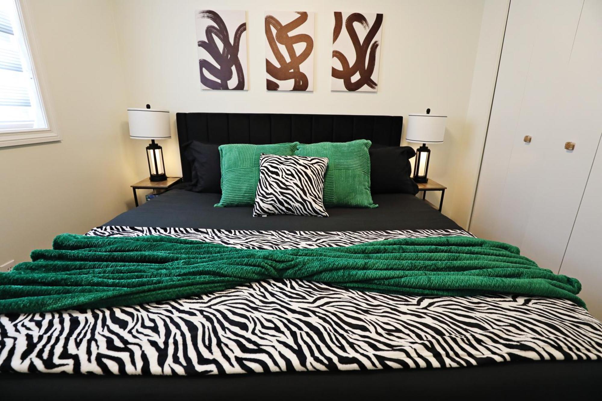 Family Pet Friendly Ac Near Wem * Edmonton