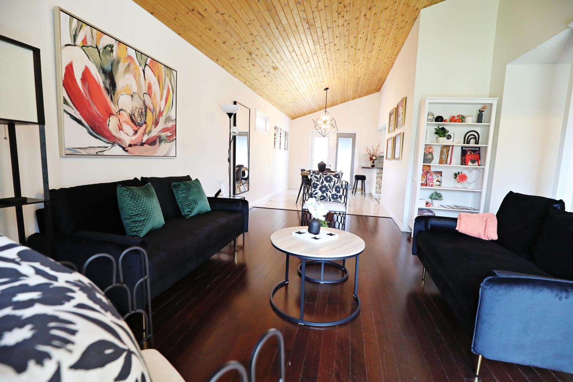 Family Pet Friendly Ac Near Wem *